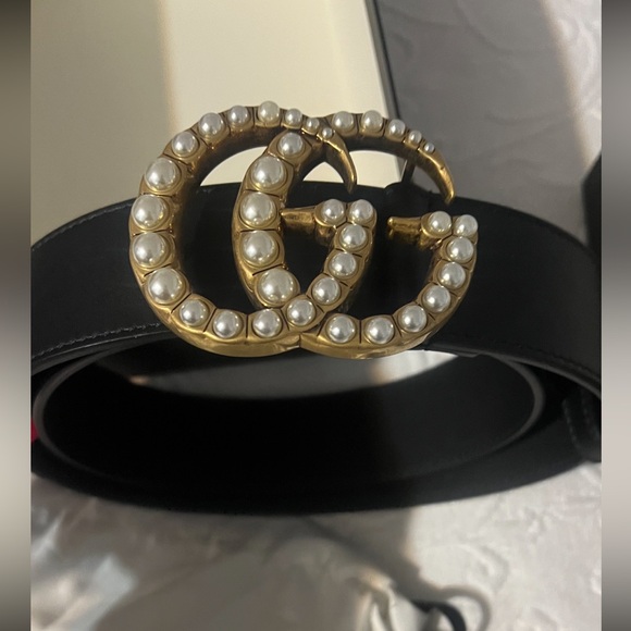Gucci Pearl belt - Picture 1 of 2